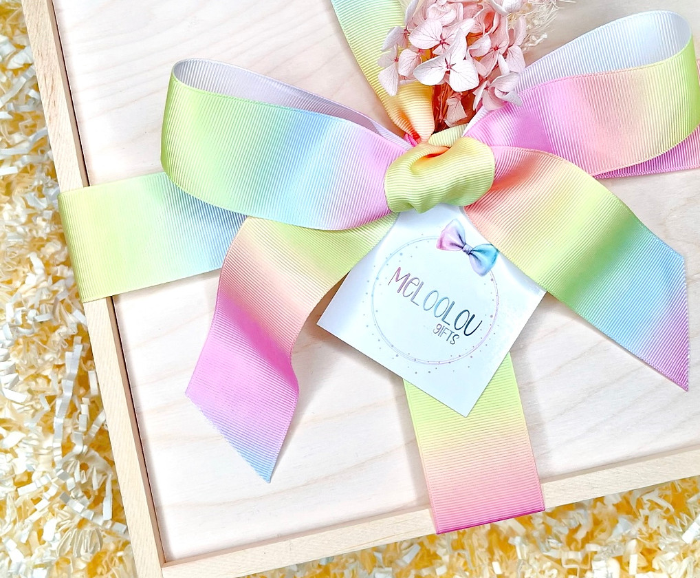 Meloolou Gifts Gift Delivery Toronto Canada Gift Baskets and Gift Boxes